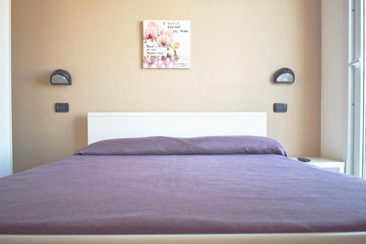 Sun Beach Residence Rimini Værelse billede