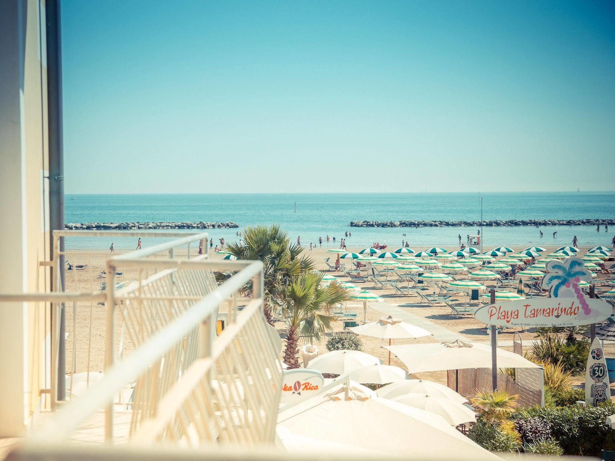 Sun Beach Residence Rimini Eksteriør billede
